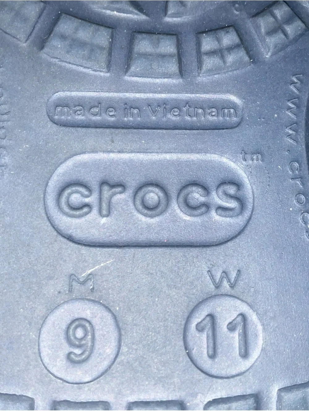 Crocs Navy Flip Flops Sandals Lightweight Comfort Thong M9 W11